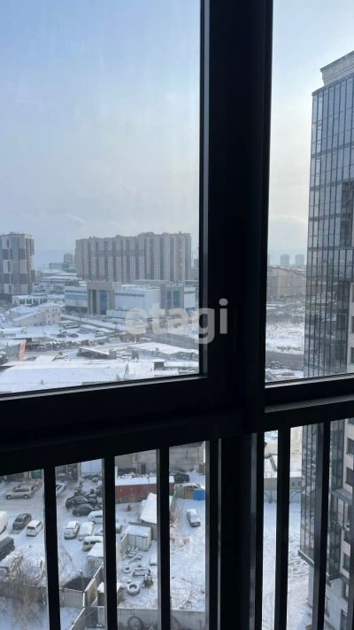Лот: 20261429. Фото: 1. Продам 3-комн. кв. 72.6 кв.м... Квартиры, студии