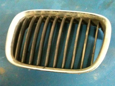 Лот: 1761474. Фото: 1. решетка радиатора bmw e39. Кузов