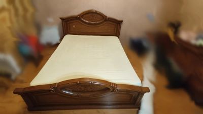 Лот: 20186501. Фото: 1. Кровать красивая, двуспальная. Кровати