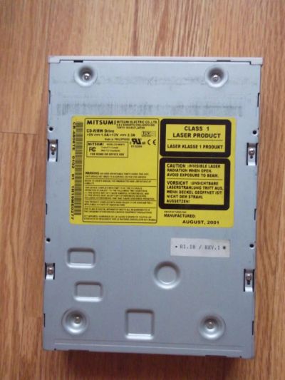 Лот: 7817392. Фото: 1. дисковод mitsumi. Приводы CD, DVD, BR, FDD