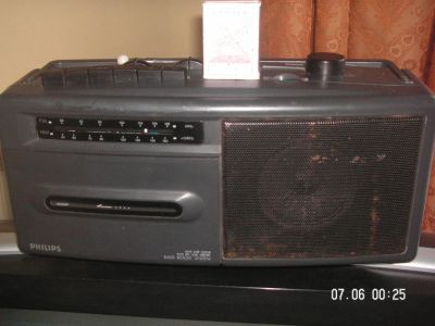 Лот: 8112989. Фото: 1. Магнитола*Philips* для дачи,гаража... Музыкальные центры, магнитолы