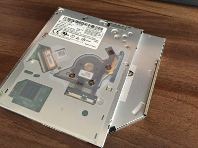 Лот: 5149051. Фото: 1. Дисковод MacBook Pro. Приводы CD, DVD, BR, FDD