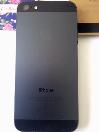 Лот: 9267802. Фото: 1. Apple iPhone 5 16GB черный, состояние... Смартфоны