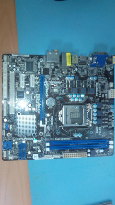 Лот: 6787466. Фото: 1. ASRock H67M/SI. Материнские платы