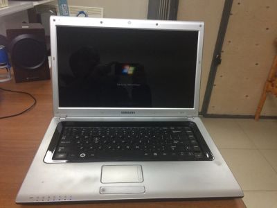 Лот: 8945076. Фото: 1. Ноутбук Samsung r 518. Ноутбуки