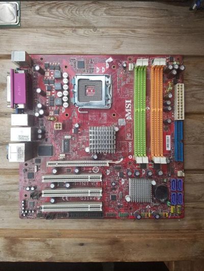 Лот: 10308185. Фото: 1. MSI G31M4 (Плата LGA 775, нет... Материнские платы