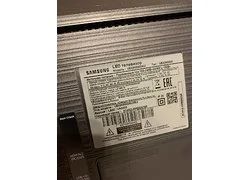 Лот: 18362386. Фото: 1. телевизор Samsung 43. Телевизоры