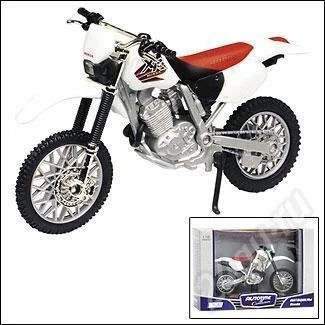 Лот: 354027. Фото: 1. моделька Honda XR400R. Автомоделизм