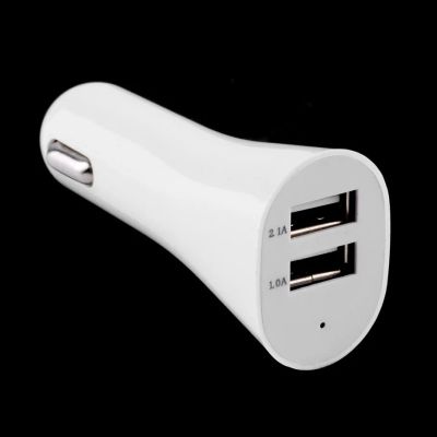 Лот: 7899500. Фото: 1. Автомобильная зарядка Usb 2. Зарядные устройства, блоки питания, адаптеры сетевые для смартфонов
