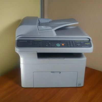 Лот: 9678436. Фото: 1. Мфу лазерное Samsung SCX-4725FN... МФУ и копировальные аппараты