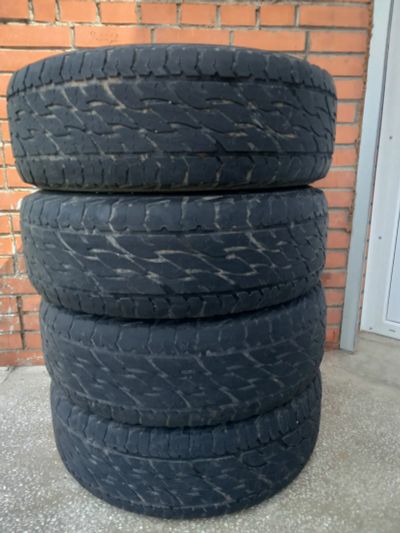 Лот: 20563329. Фото: 1. Bridgestone 265/70R16 A/T 697. Шины