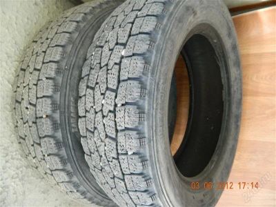 Лот: 2175479. Фото: 1. Шины зимние Falken пара+1 bridgestone. Шины