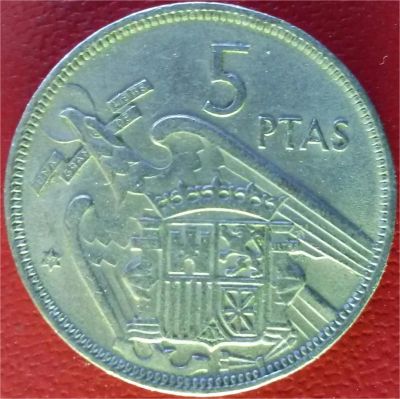 Лот: 7097629. Фото: 1. Испания 5 песет 1957 г. Европа