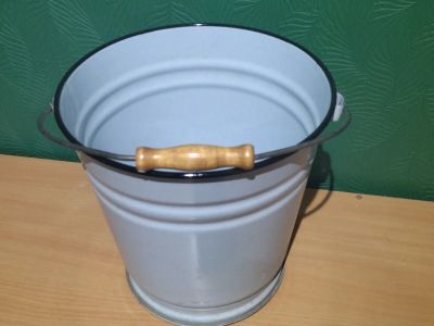 Лот: 20042503. Фото: 1. Ведро эмалированное. Вёдра, тазы
