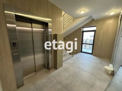 Лот: 25298750. Фото: 1. 3-комн. квартира , Красноярск... Квартиры, студии
