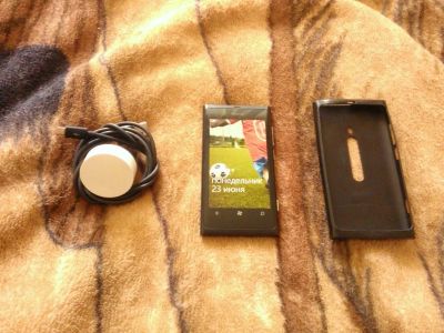 Лот: 4231268. Фото: 1. Nokia Lumia 800. Смартфоны