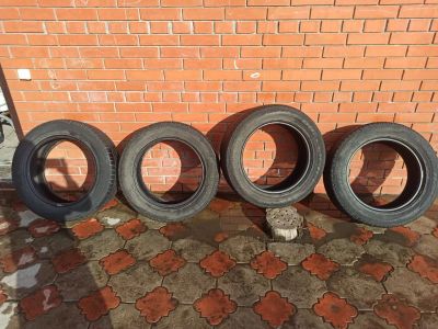 Лот: 20109005. Фото: 1. Bridgestone Dueler H/P 235/55... Шины