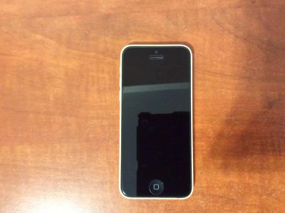 Лот: 7890533. Фото: 1. iPhone 5C. Смартфоны