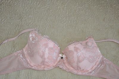 Лот: 3535580. Фото: 1. Бюстгалтер Victoria secret новый. Нижнее бельё