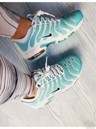 Лот: 16832047. Фото: 1. 1 Кроссовки Nike air max plus... Кеды, кроссовки, слипоны