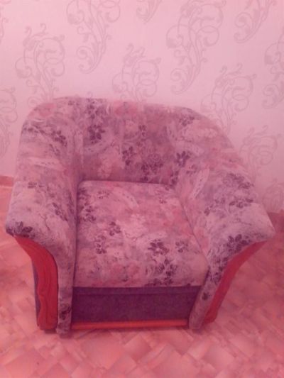 Лот: 3297556. Фото: 1. Кресло б/у 140х90 --. Кресла, пуфы