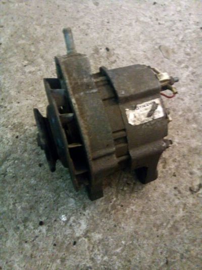 Лот: 9705332. Фото: 1. Генератор Ваз-2105 (Болгария). Электрооборудование