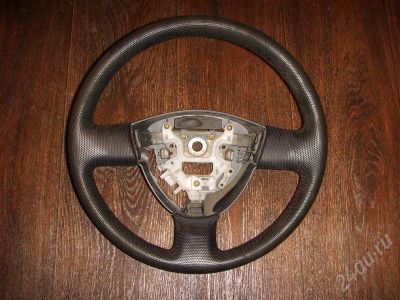 Лот: 678989. Фото: 1. Руль Honda Fit. Салон