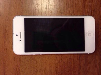Лот: 6585321. Фото: 1. Apple iPhone 5 white 32 гб. Смартфоны