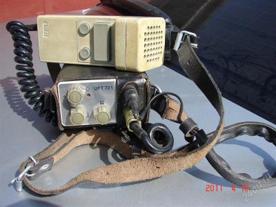 Лот: 905732. Фото: 1. Раиостанция UFT-71 (Германия... Рации, радиостанции