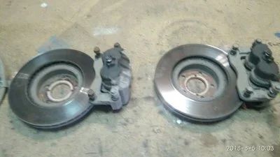 Лот: 12070912. Фото: 1. суппорт диск тормозной субару. Тормозная система