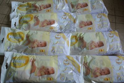 Лот: 6068474. Фото: 1. Подгузники премиум класса Huggies... Детская гигиена