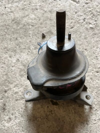 Лот: 25410963. Фото: 1. Опора двигателя левая Honda Accord... Ходовая, подвеска, рулевое управление