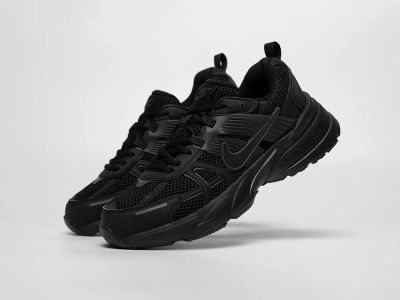 Лот: 21600164. Фото: 1. Кроссовки Nike Runtekk (40829... Кеды, кроссовки, слипоны