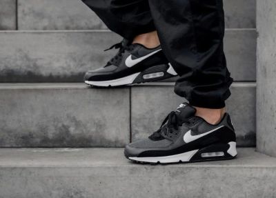 Лот: 15827193. Фото: 1. Nike Air Max 90 Black/White. Кеды, кроссовки, слипоны