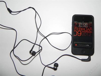 Лот: 1404580. Фото: 1. Ipod touch 4 32 gb. Плееры