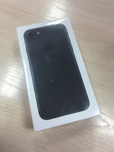 Лот: 10308489. Фото: 1. Новый iPhone 7 Black 128GB. Смартфоны