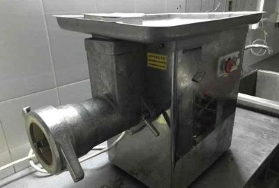 Лот: 24845324. Фото: 1. Мясорубка мим 600 б/у. Кухонная