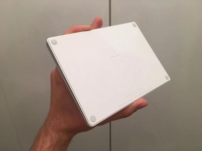 Лот: 10339727. Фото: 1. Apple Magic Trackpad 2 White Bluetooth. Клавиатуры и мыши