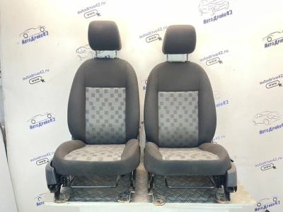 Лот: 25259238. Фото: 1. сидения Ford Focus CB4. Двигатель и элементы двигателя