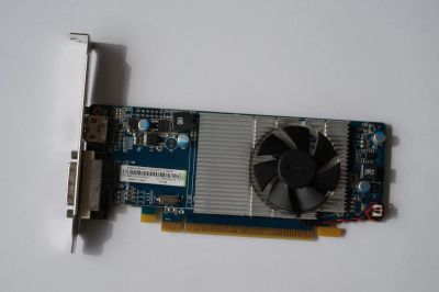 Лот: 7356405. Фото: 1. Видеокарта AMD Radeon HD 6450... Видеокарты