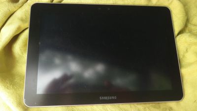 Лот: 14008506. Фото: 1. Оригинальный планшет Samsung 10... Планшеты