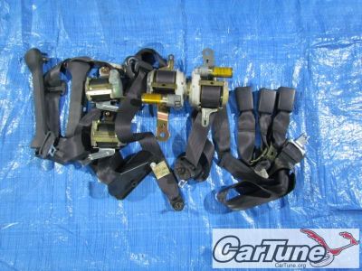 Лот: 10586501. Фото: 1. ремень безопасности toyota corolla... Салон