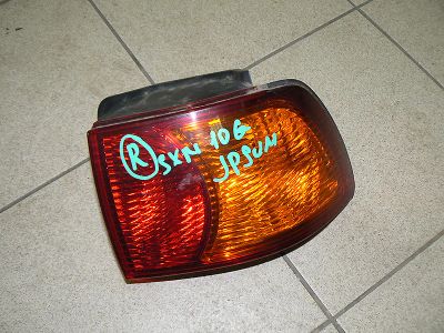 Лот: 6370361. Фото: 1. Б/У Стоп правый Toyota Ipsum SXM10G... Оптика и освещение