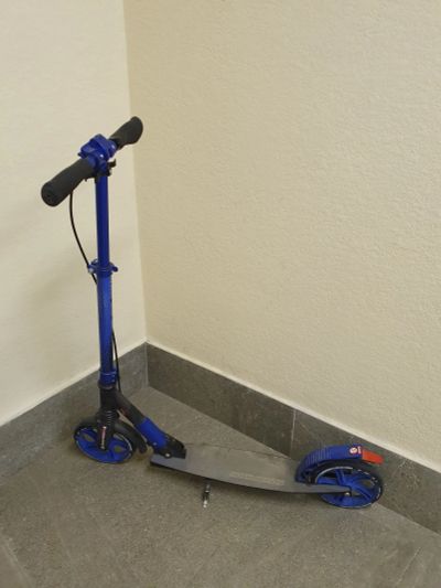 Лот: 20360573. Фото: 1. Самокат. Самокаты