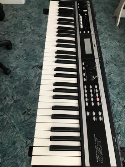 Лот: 12599399. Фото: 1. KORG x50 + чехол. Клавишные