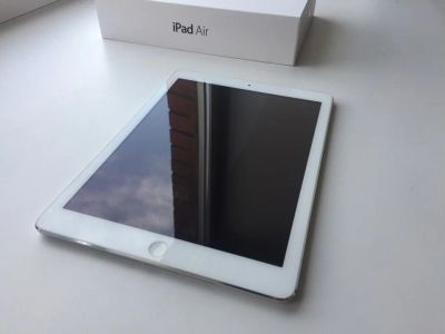 Лот: 9657119. Фото: 1. Ipad air 32gb. Планшеты