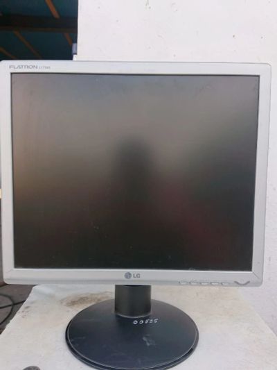 Лот: 17551463. Фото: 1. LG L1734S. ЖК-мониторы