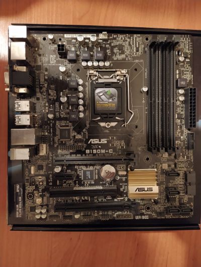 Лот: 17078227. Фото: 1. Материнская плата ASUS B150M-C. Материнские платы