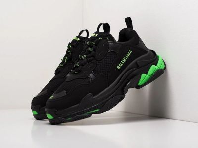 Лот: 18198741. Фото: 1. Кроссовки Balenciaga Triple S... Кеды, кроссовки, слипоны