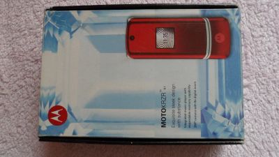 Лот: 7072086. Фото: 1. Сотовый телефон Motorola KRZR... Кнопочные мобильные телефоны